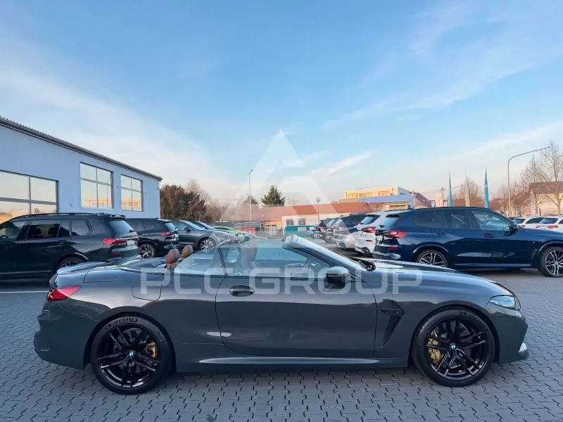 2023 BMW M8