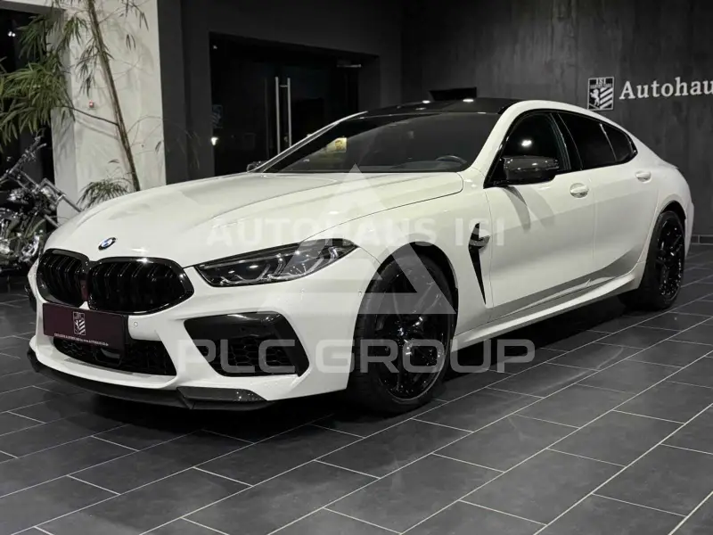 2023 BMW M8