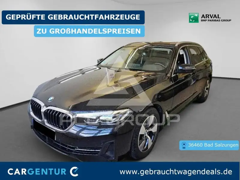 2023 BMW 520