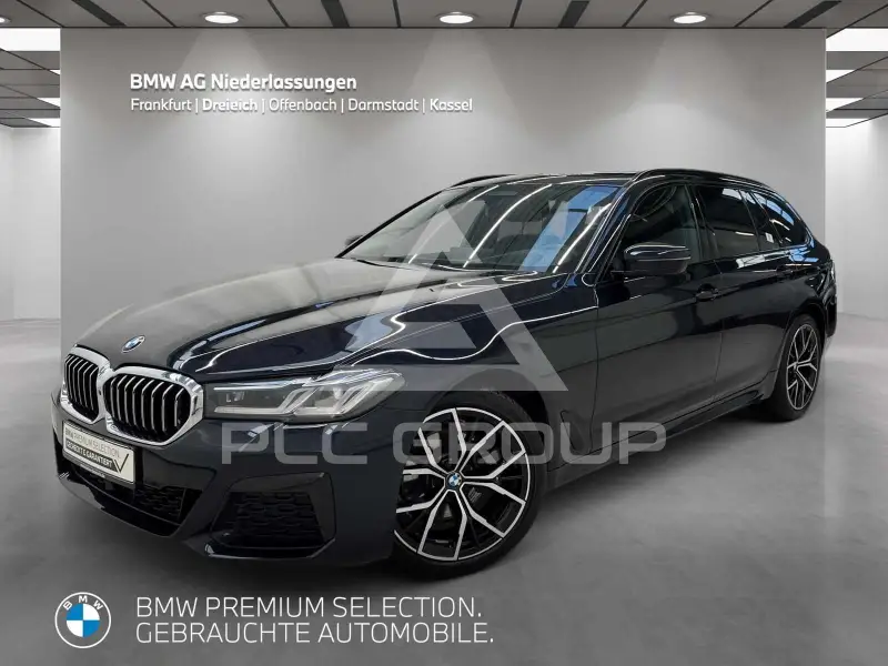 2023 BMW 520