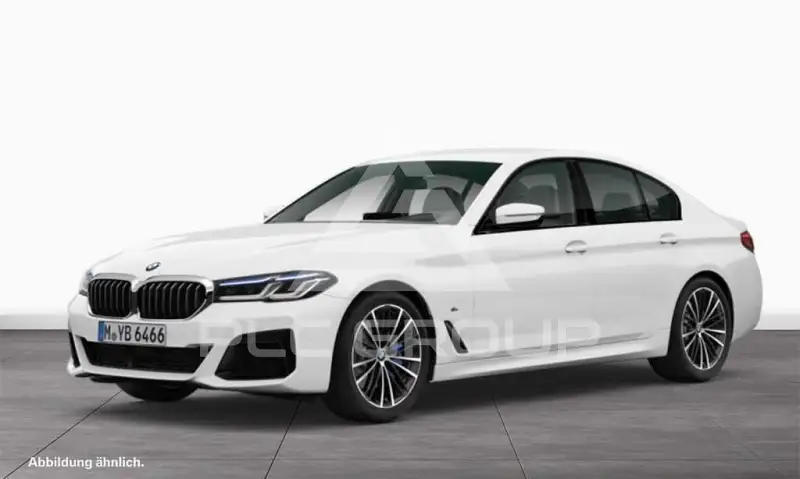 2023 BMW 520
