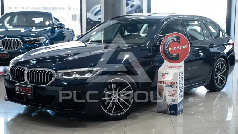 2023 BMW 520