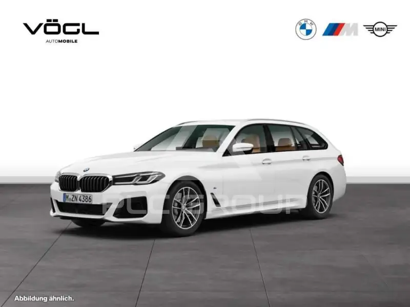 2023 BMW 520
