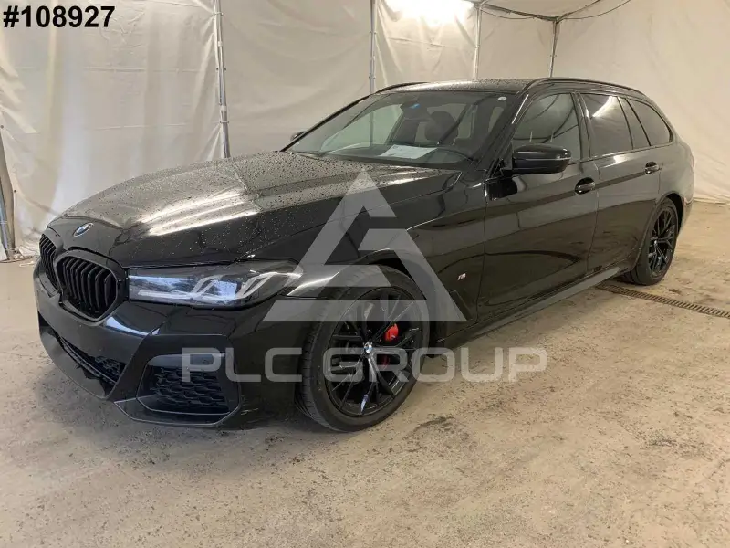 2023 BMW 520