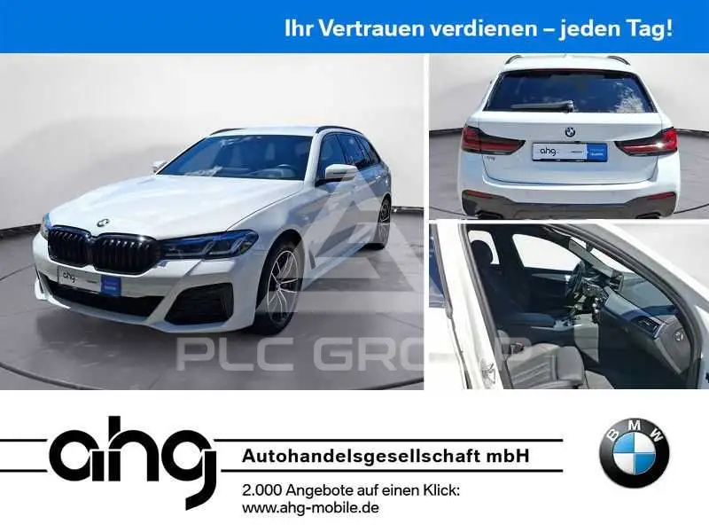 2023 BMW 520
