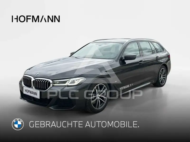 2023 BMW 520