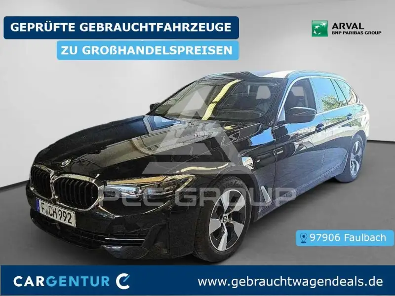 2023 BMW 520