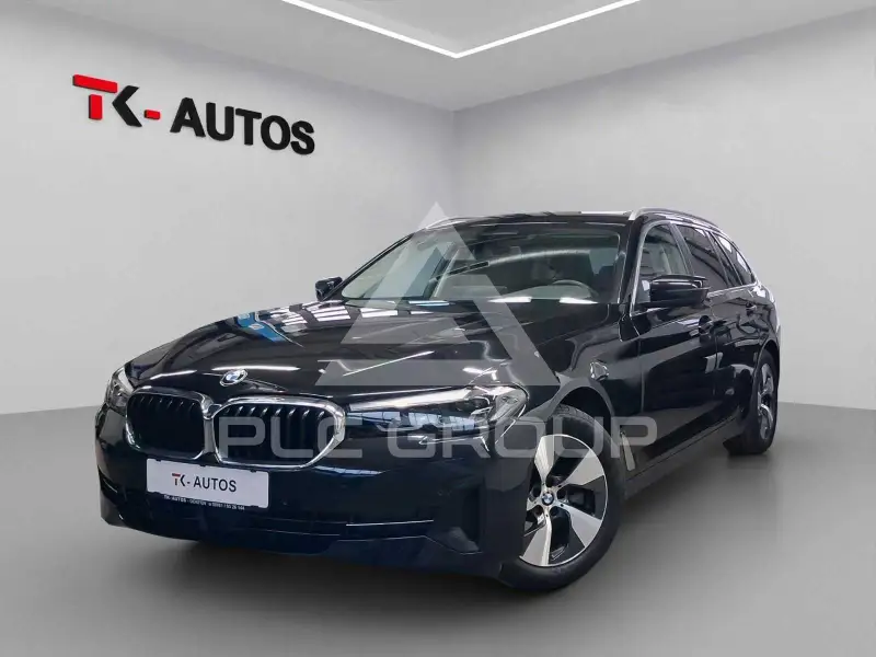 2023 BMW 520