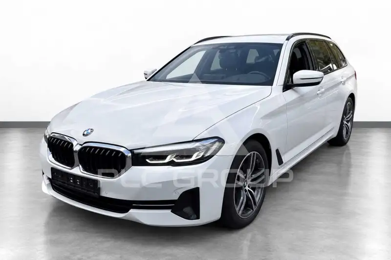 2023 BMW 520