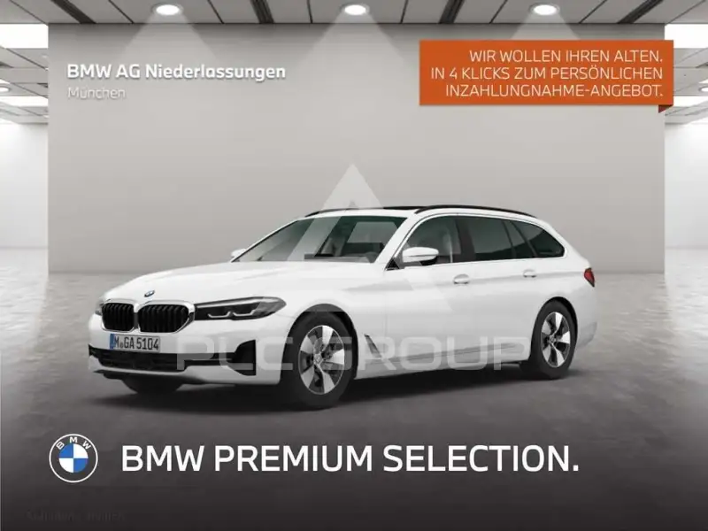 2023 BMW 520