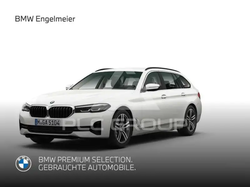 2023 BMW 520