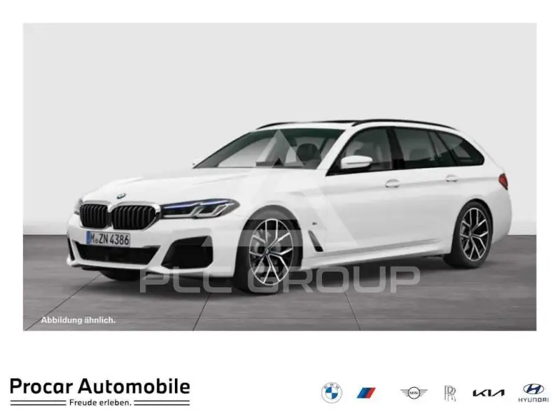 2023 BMW 520