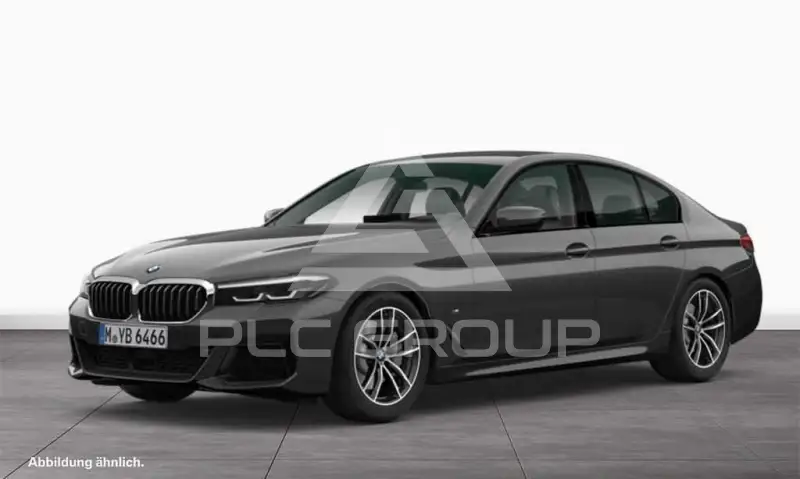 2023 BMW 520