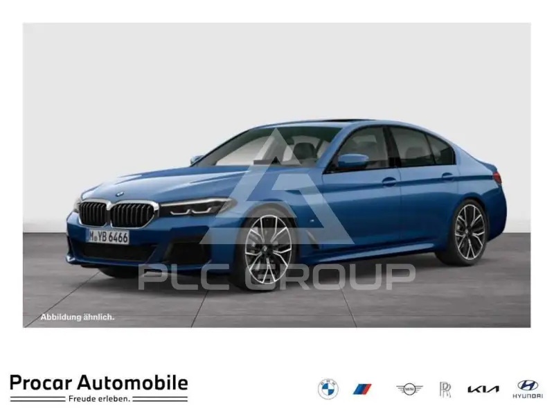 2023 BMW 520