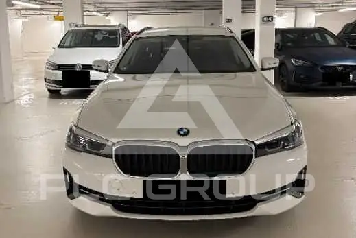 2023 BMW 520