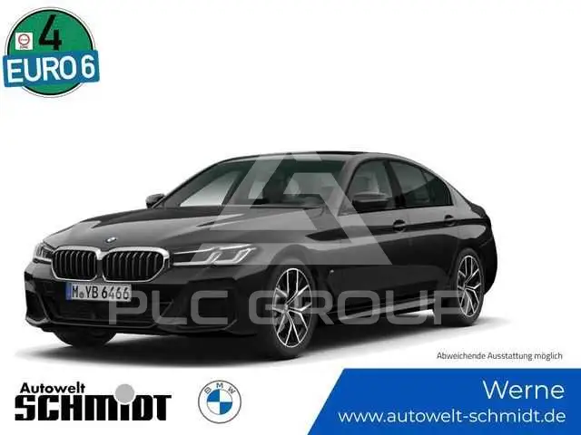 2023 BMW 520
