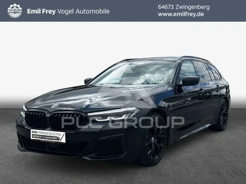 2023 BMW 520