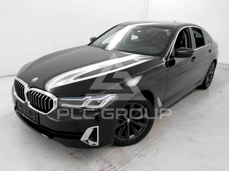 2023 BMW 520