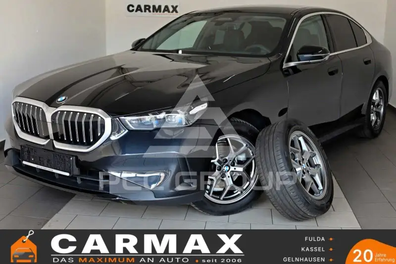 2023 BMW 520