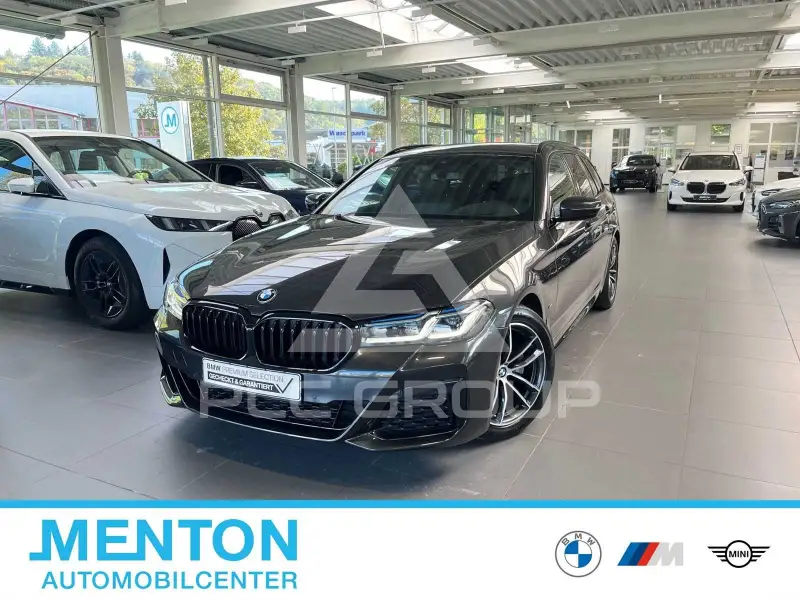 2023 BMW 520