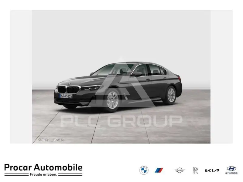 2023 BMW 520