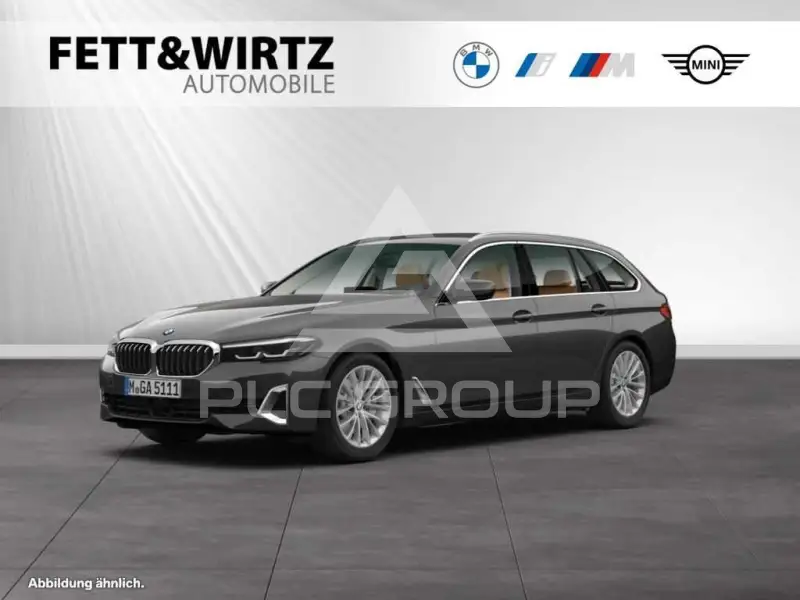 2023 BMW 520