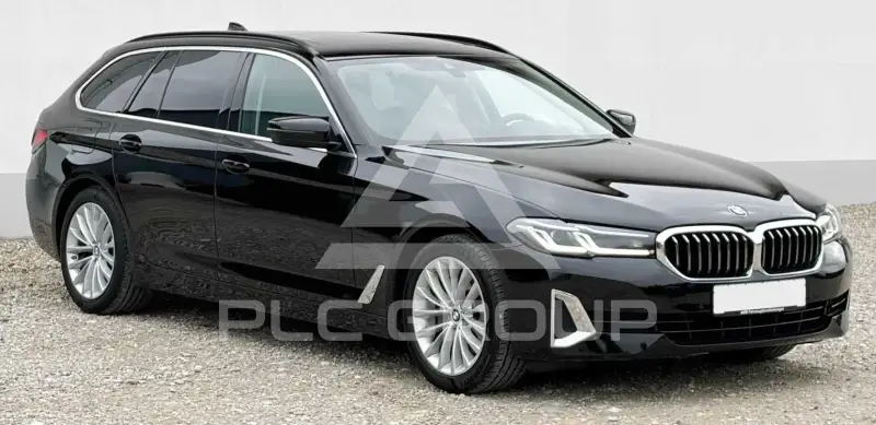 2023 BMW 520
