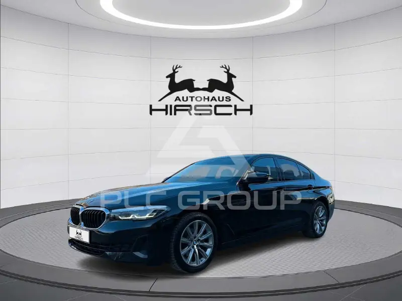 2023 BMW 520