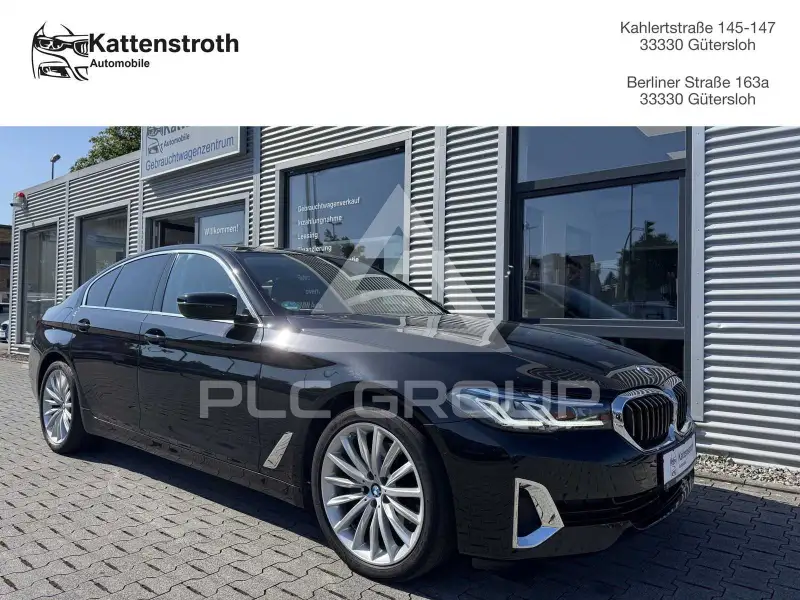 2023 BMW 520