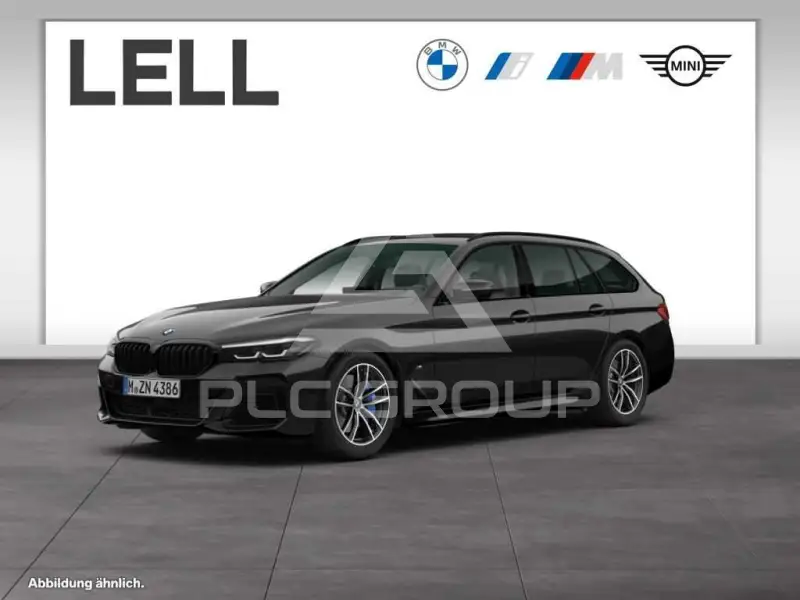 2023 BMW 520