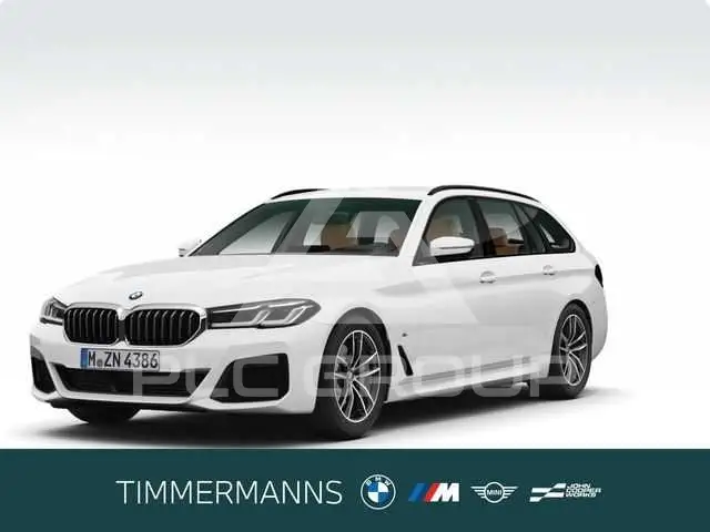 2023 BMW 520
