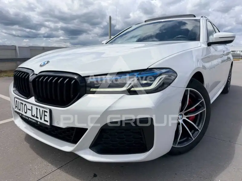 2023 BMW 520