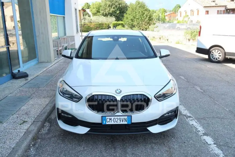 2023 BMW 116