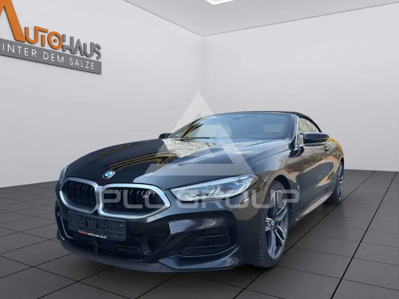 2023 BMW M8