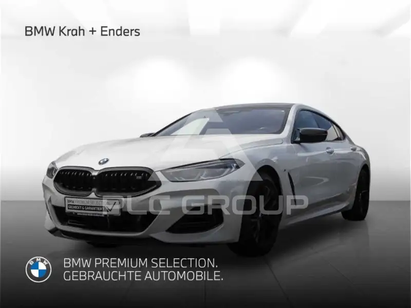 2023 BMW M8