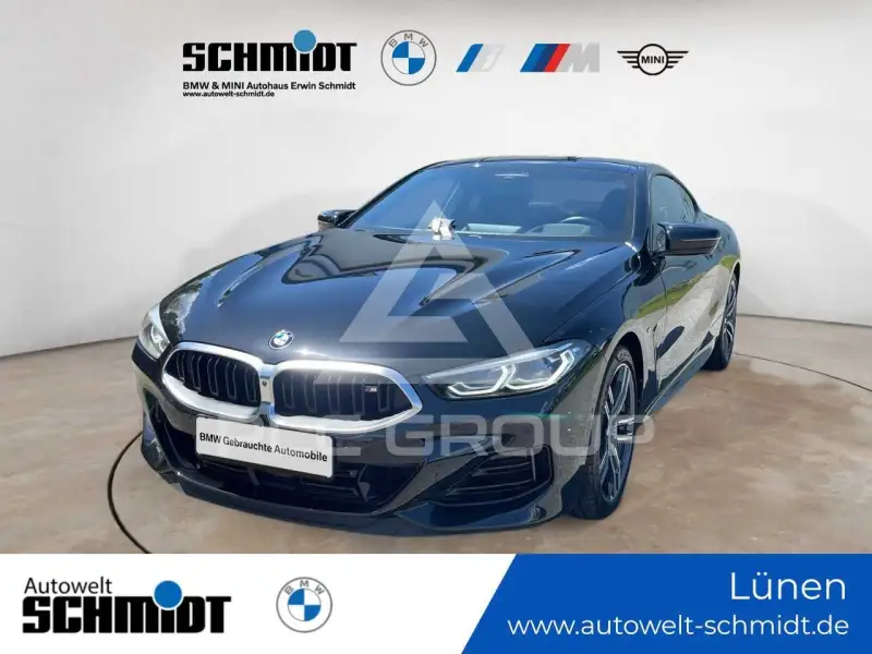 2023 BMW M8
