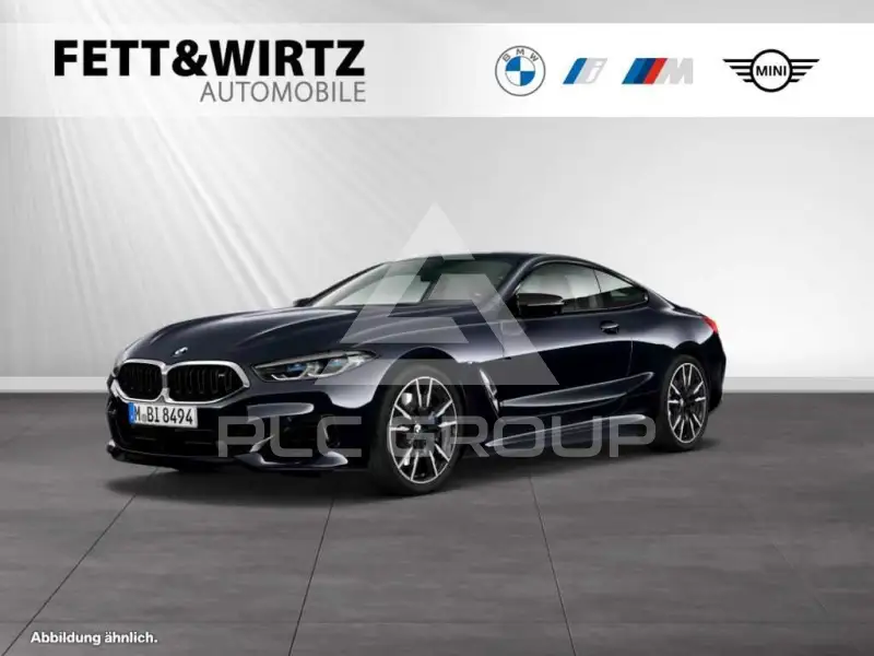2023 BMW M8