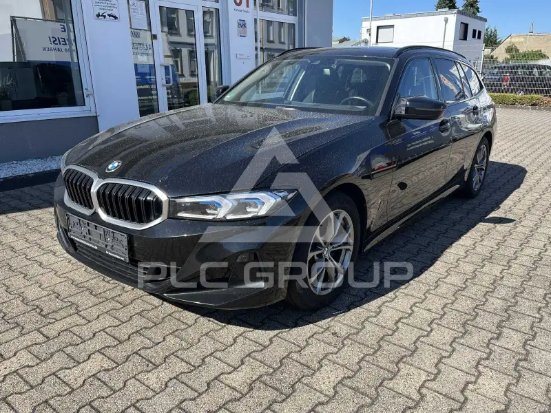 2023 BMW 318