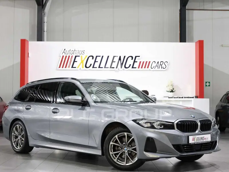 2023 BMW 318