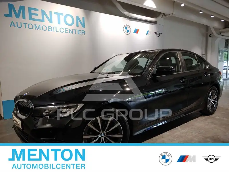 2023 BMW 318