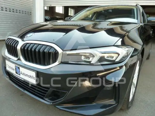 2023 BMW 318