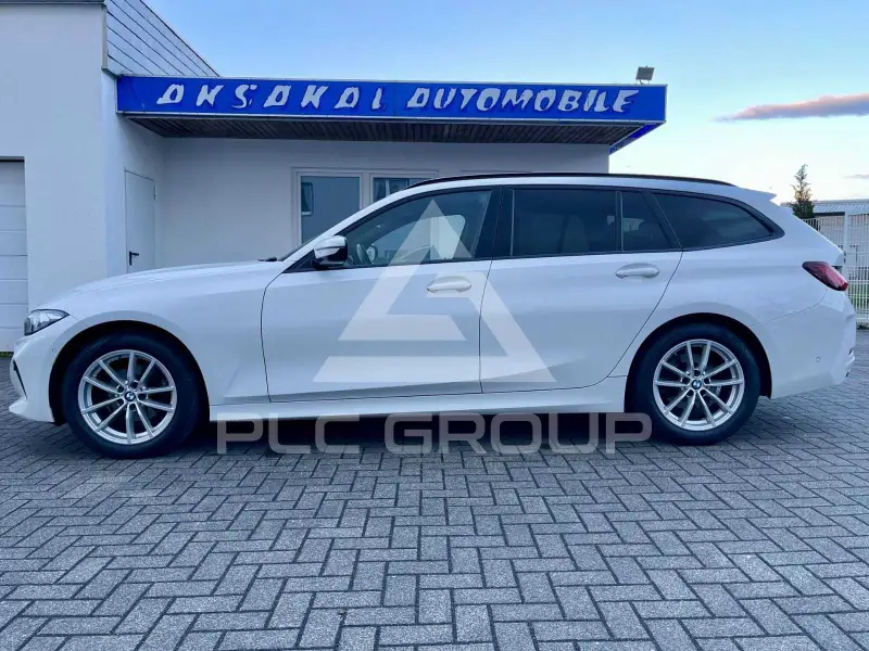2023 BMW 318
