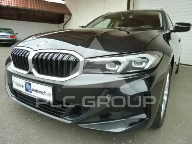 2023 BMW 318