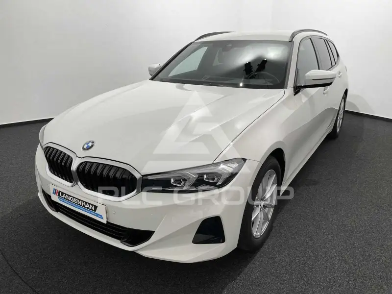 2023 BMW 318