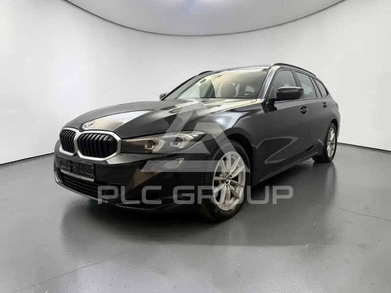 2023 BMW 318