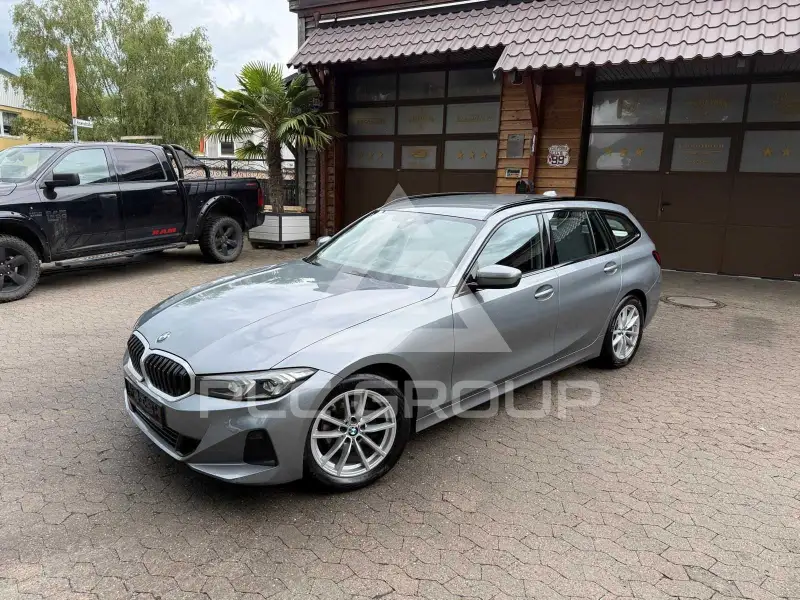 2023 BMW 318