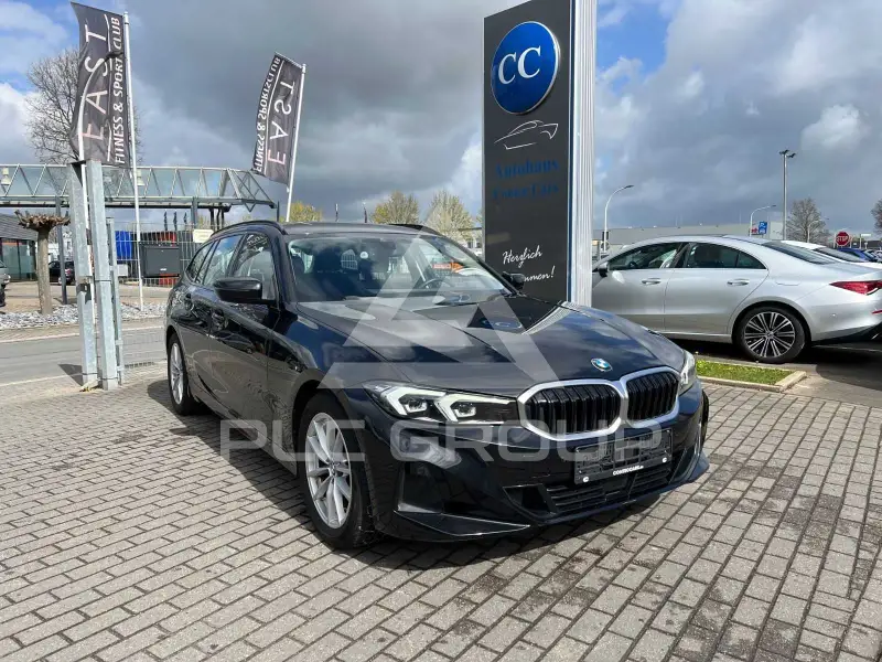 2023 BMW 318