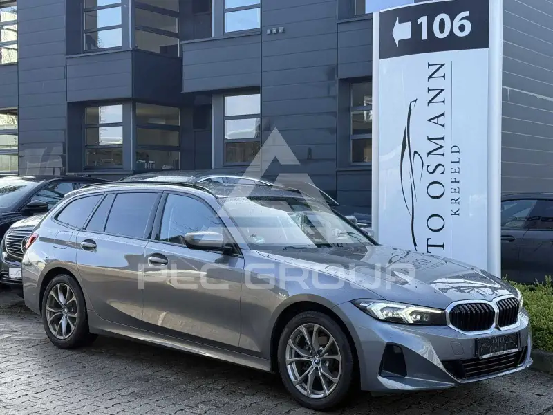 2023 BMW 318