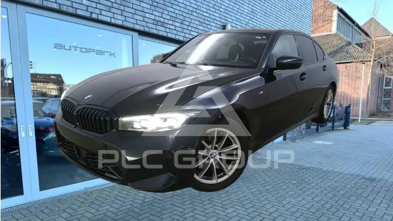 2023 BMW 318