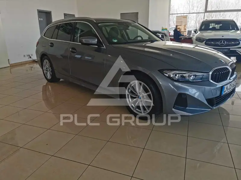 2023 BMW 318